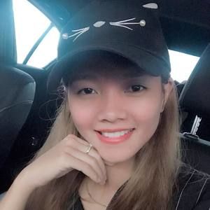 Meet your Posher, Kaylie